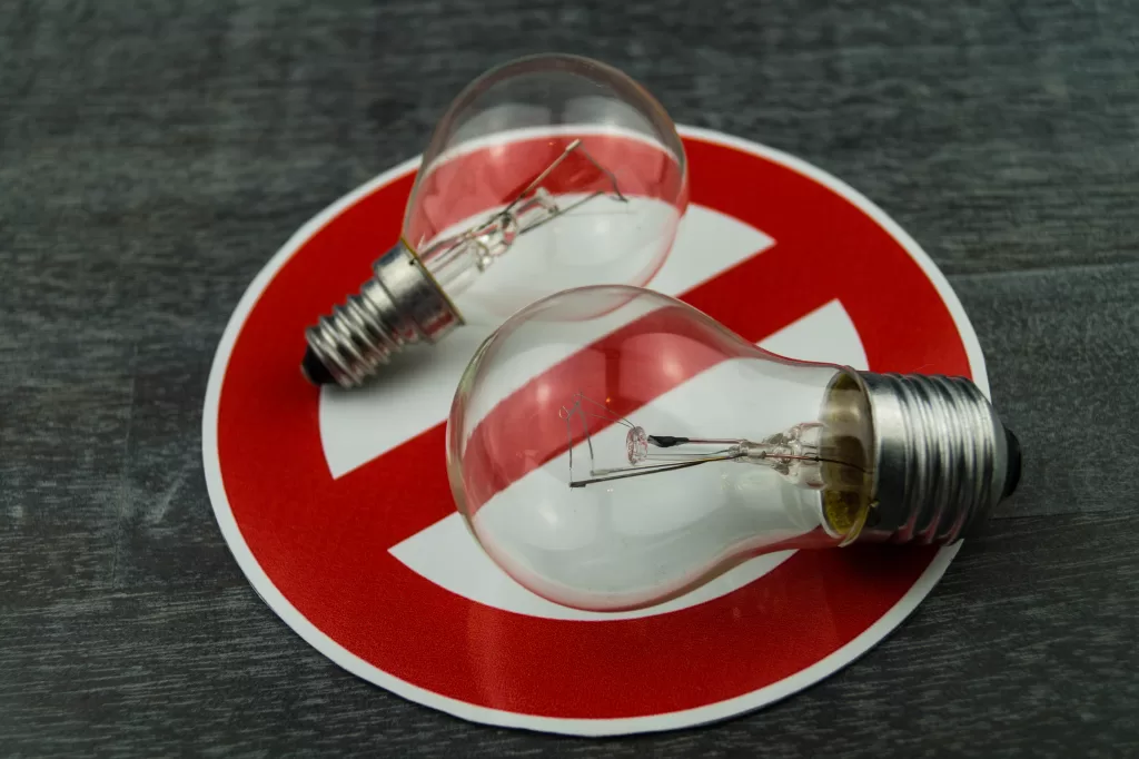 incandescent light bulb ban